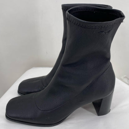 Black W Shoe Size 8.5 Boots