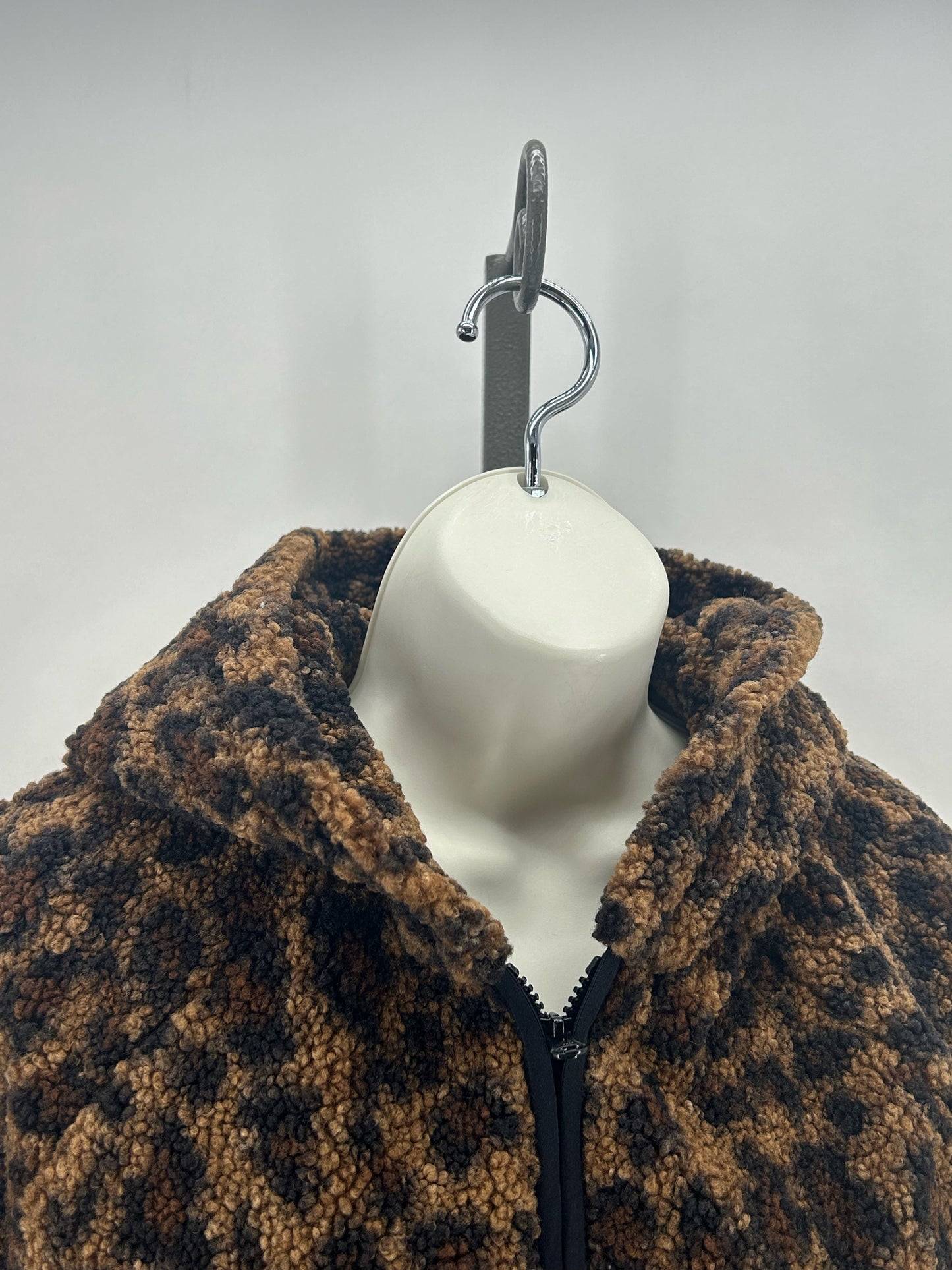 Size M LOU & GREY LEOPARD Jacket (Outdoor)