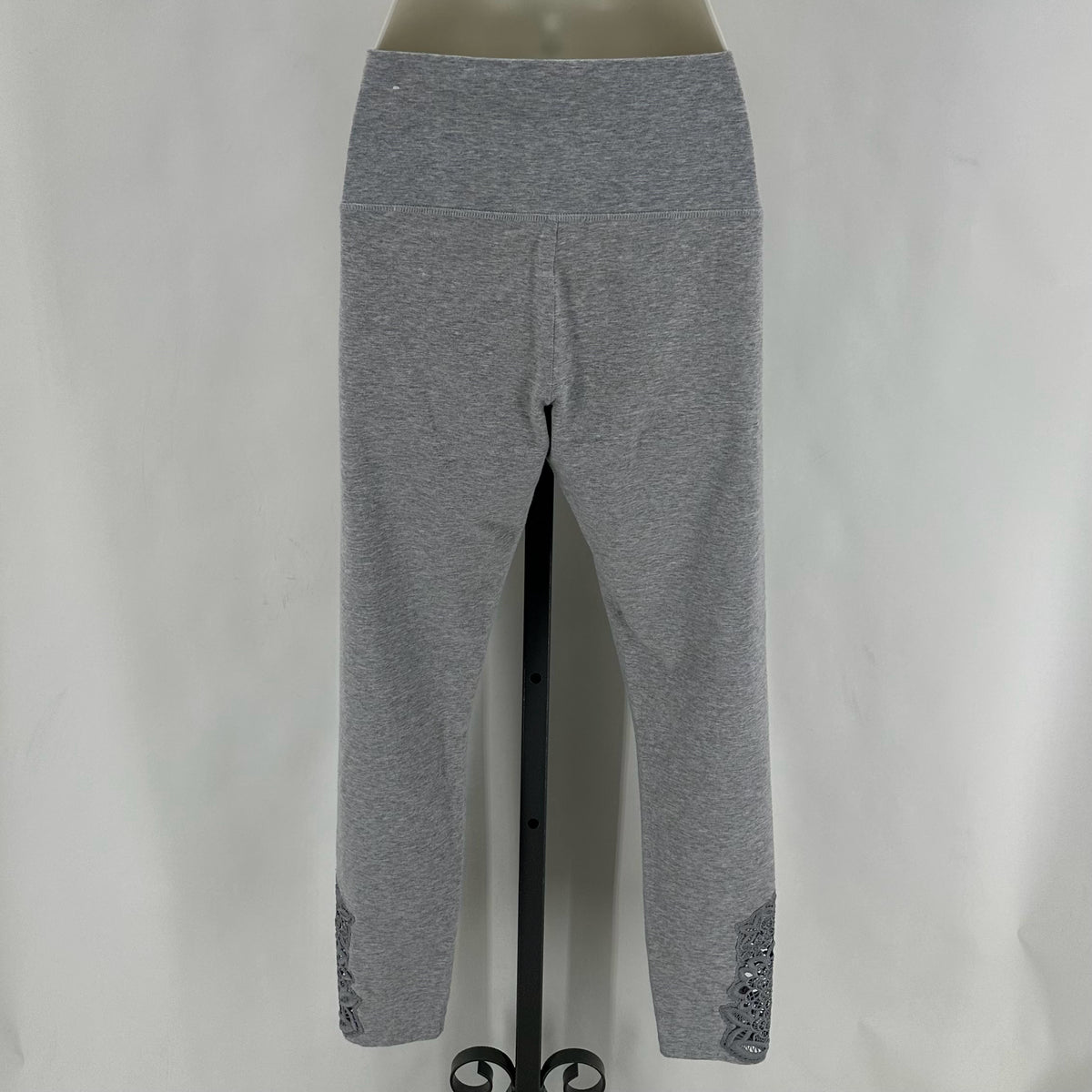 Size M AERIE Leggings