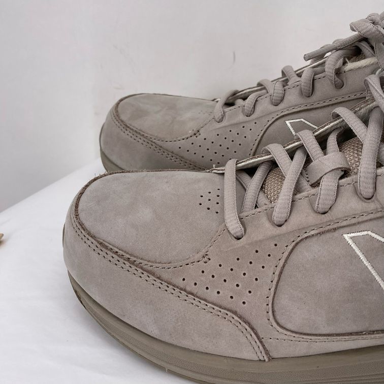 Taupe W Shoe Size 11 NEW BALANCE Sneakers