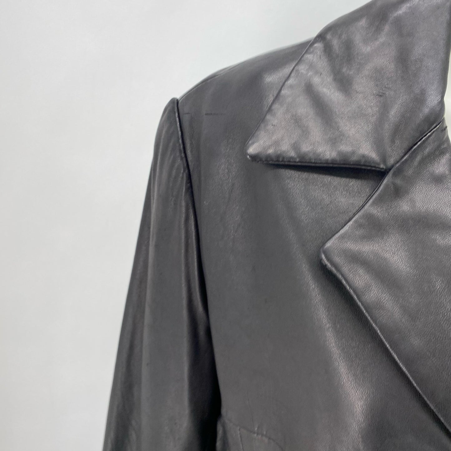 Size M TIBOA Leather Coat