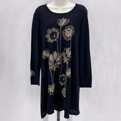 Size M GUNDRUM FLOWERS Dress