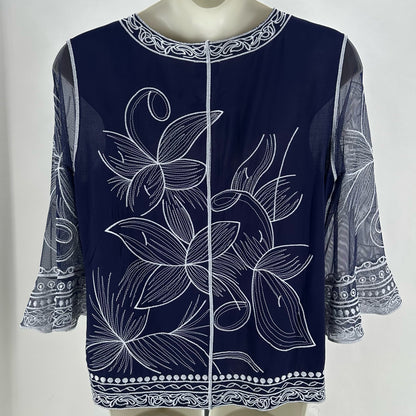 Size 3 CHICO'S FLOWERS Shirt