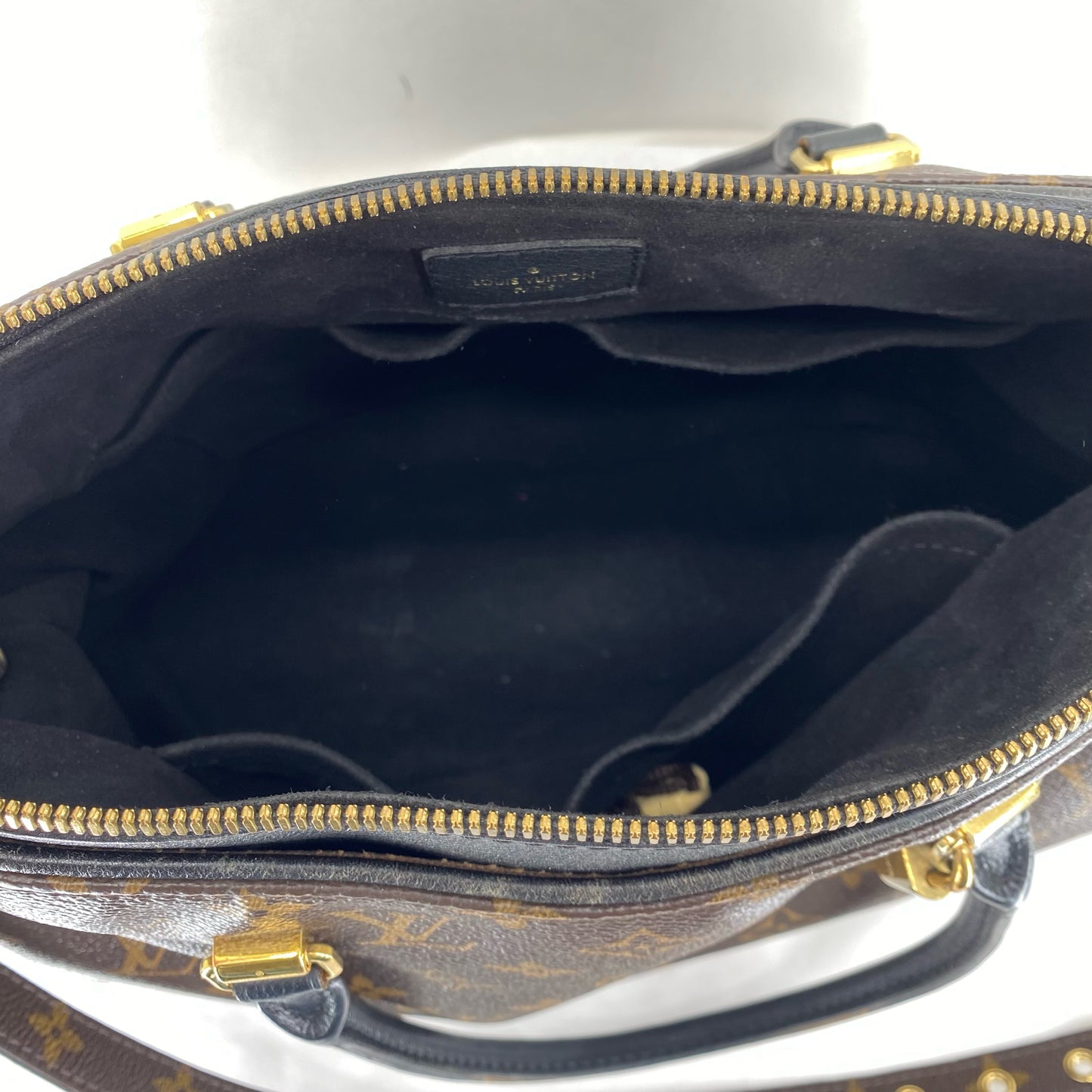 BROWN LOUIS VUITTON Shoulder Bag