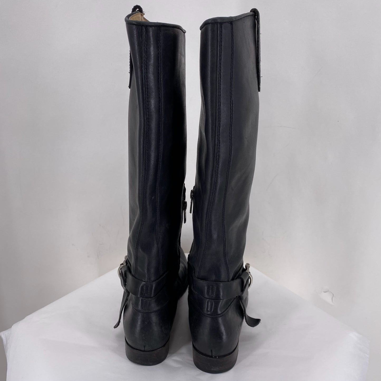 Black W Shoe Size 8.5 FRYE Boots