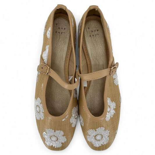 Tan W Shoe Size 9 A NEW DAY Flats