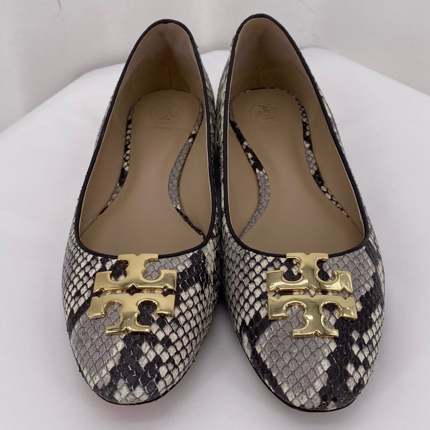 BLACK/WHITE W Shoe Size 9 TORY BURCH Flats