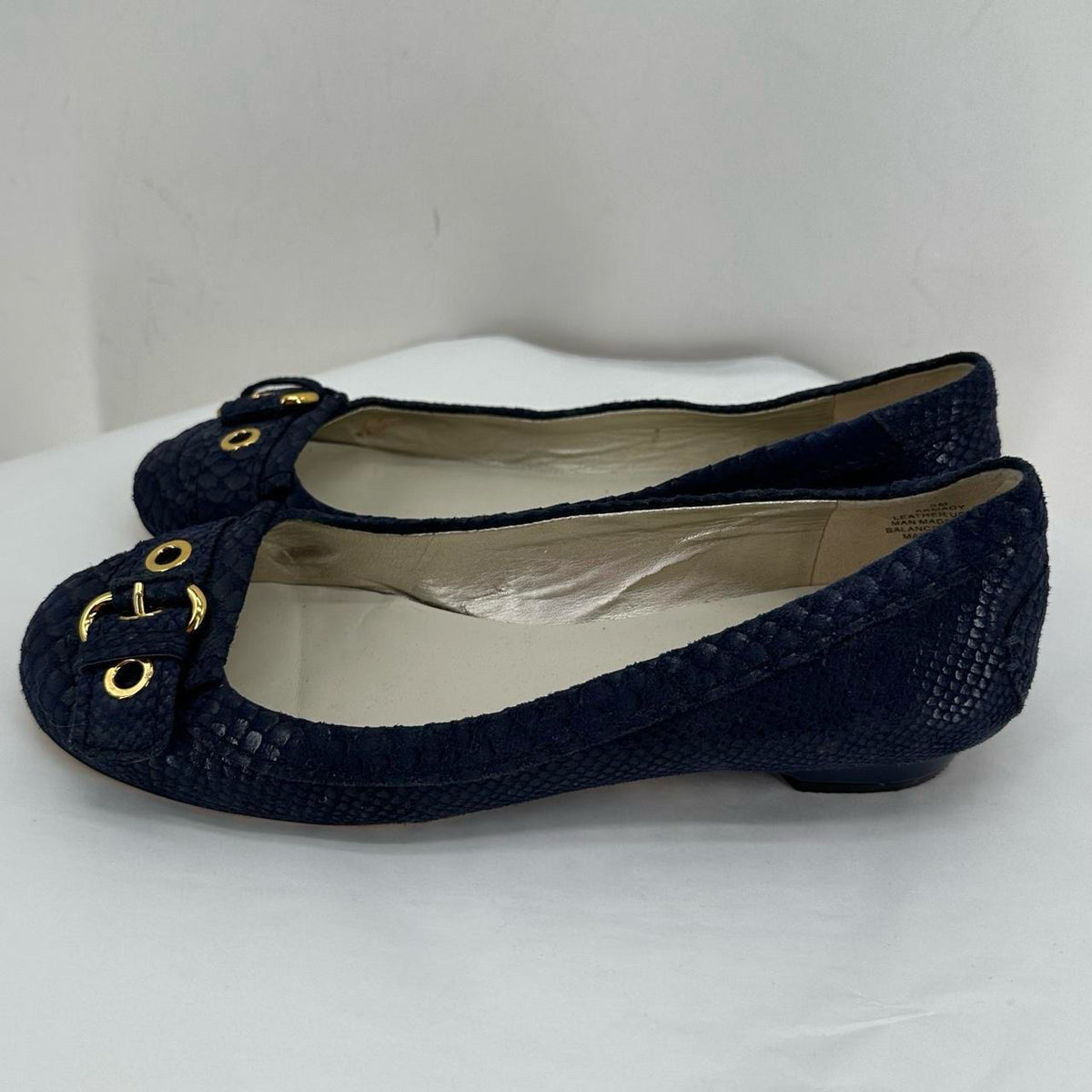 Navy W Shoe Size 9 ANNE KLEIN Flats