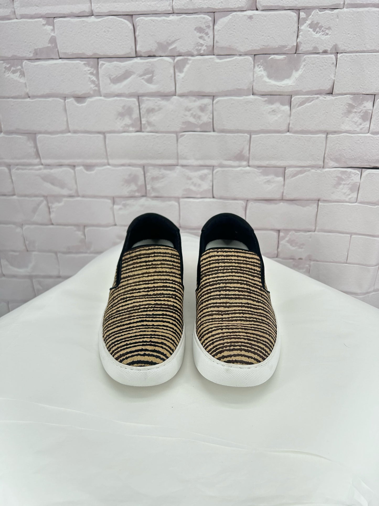 BROWN/TAN W Shoe Size 9.5 KENNETH COLE Flats
