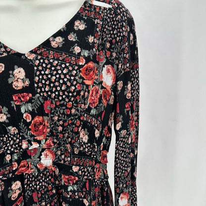 Size M MAURICES Floral Shirt