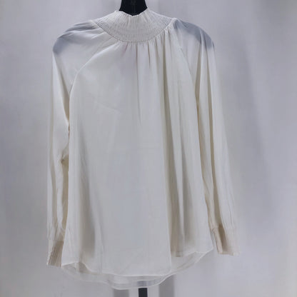 Size 2 CHICO'S Shirt