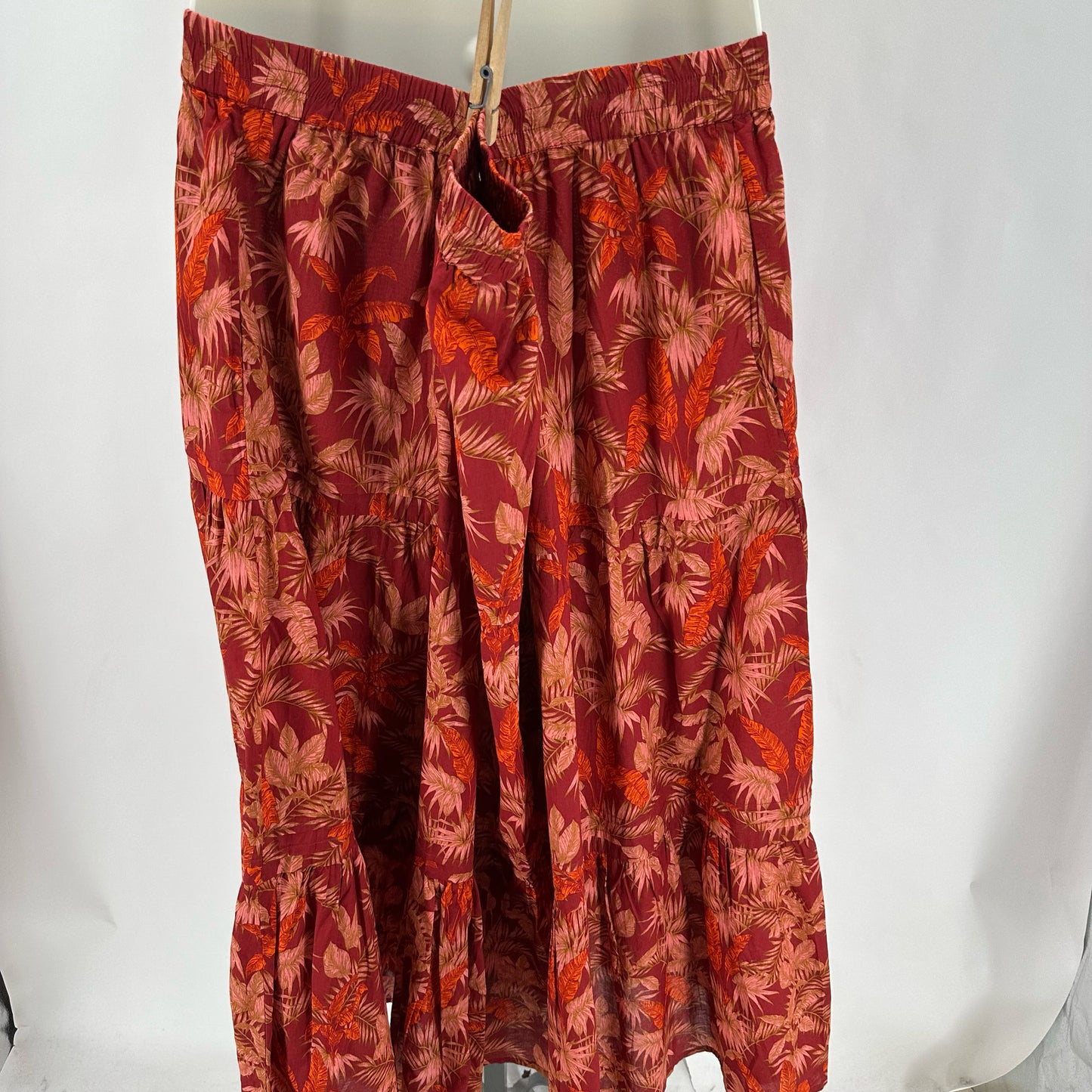 Size 2X ANTHONY FLOWERS Skirt