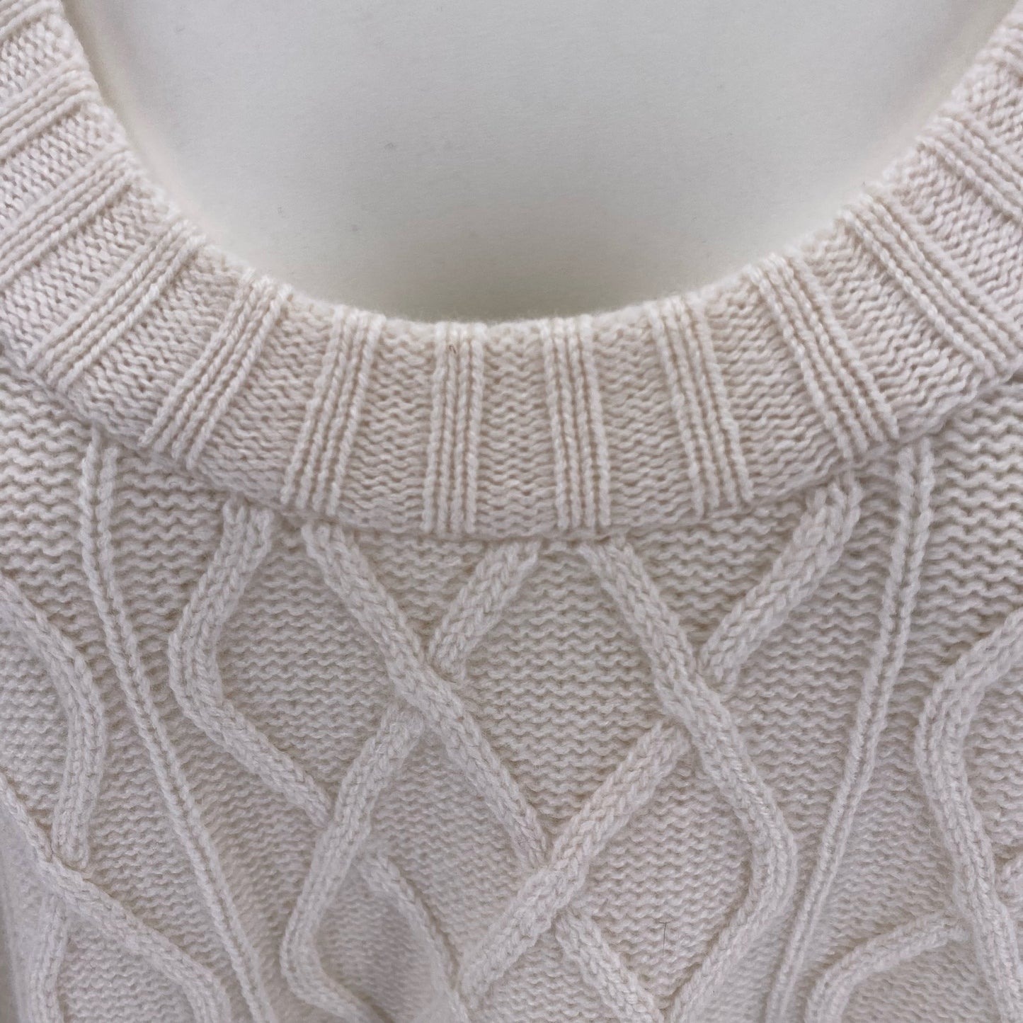 Size S QI Cashmere Sweater