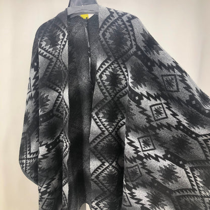 Size One Size NO TAG AZTEC Shawl