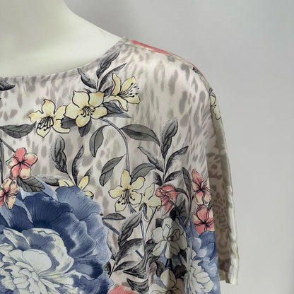 Size L/XL CHICO'S FLOWERS PONCHO