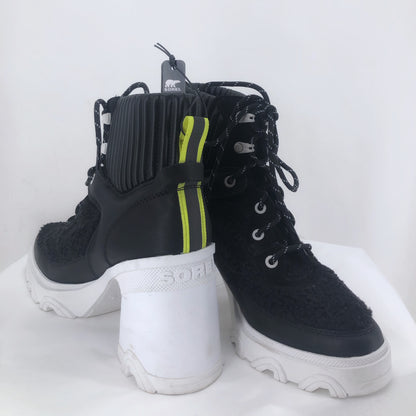 Black W Shoe Size 9.5 SOREL shooties/booties