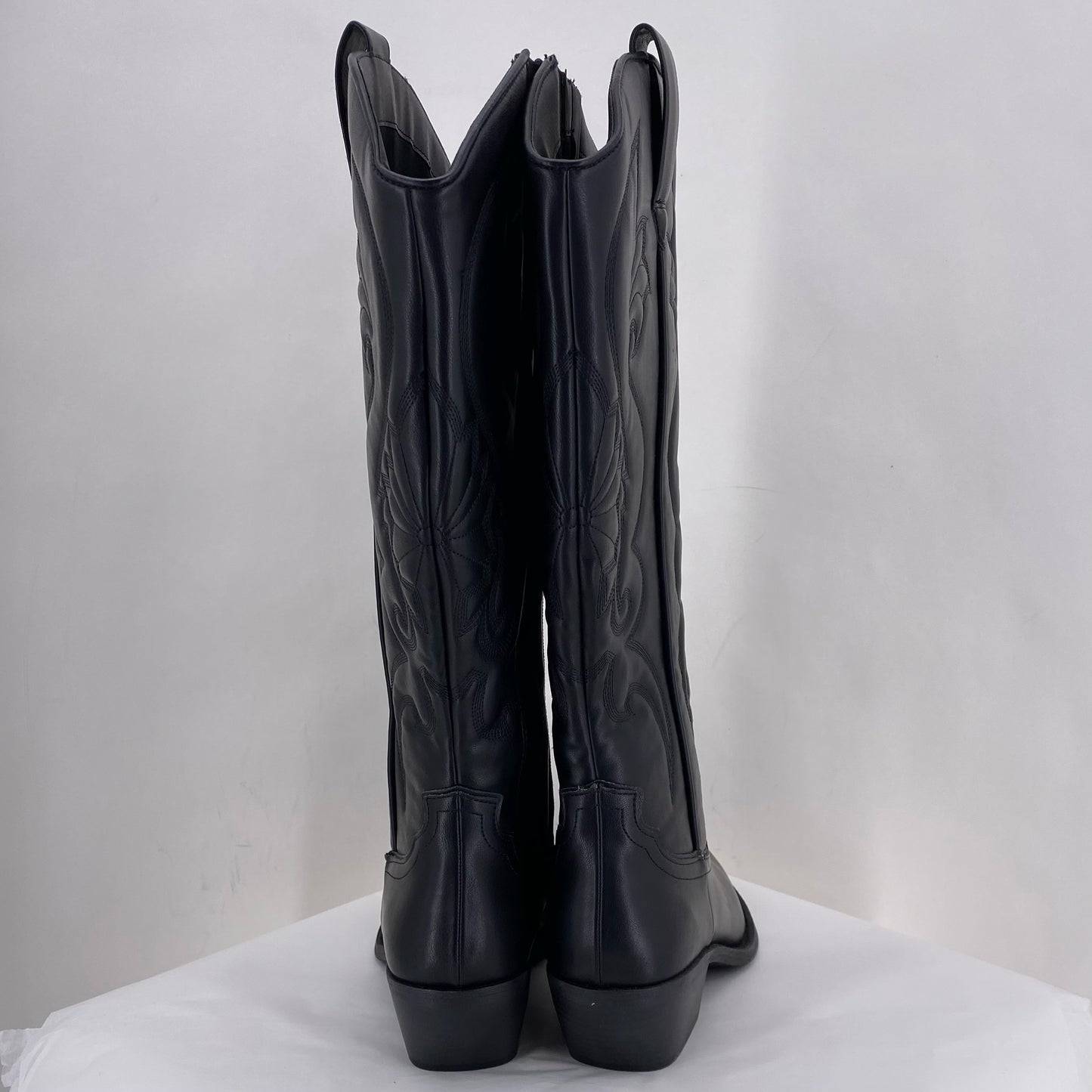 Black W Shoe Size 6.5 TORRID Boots