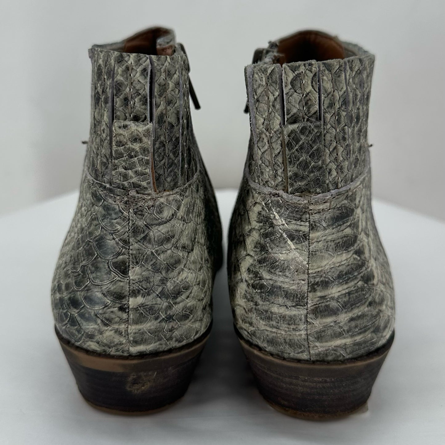 BLACK/GRAY W Shoe Size 7.5 LUCKY BRAND Boots
