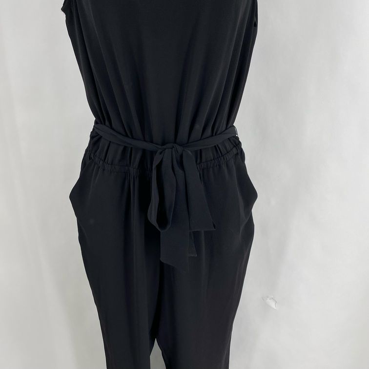 Size S VINCE CAMUTO ROMPER