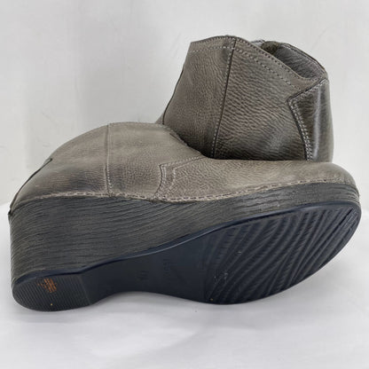 Gray W Shoe Size 39 DANSKO shooties/booties