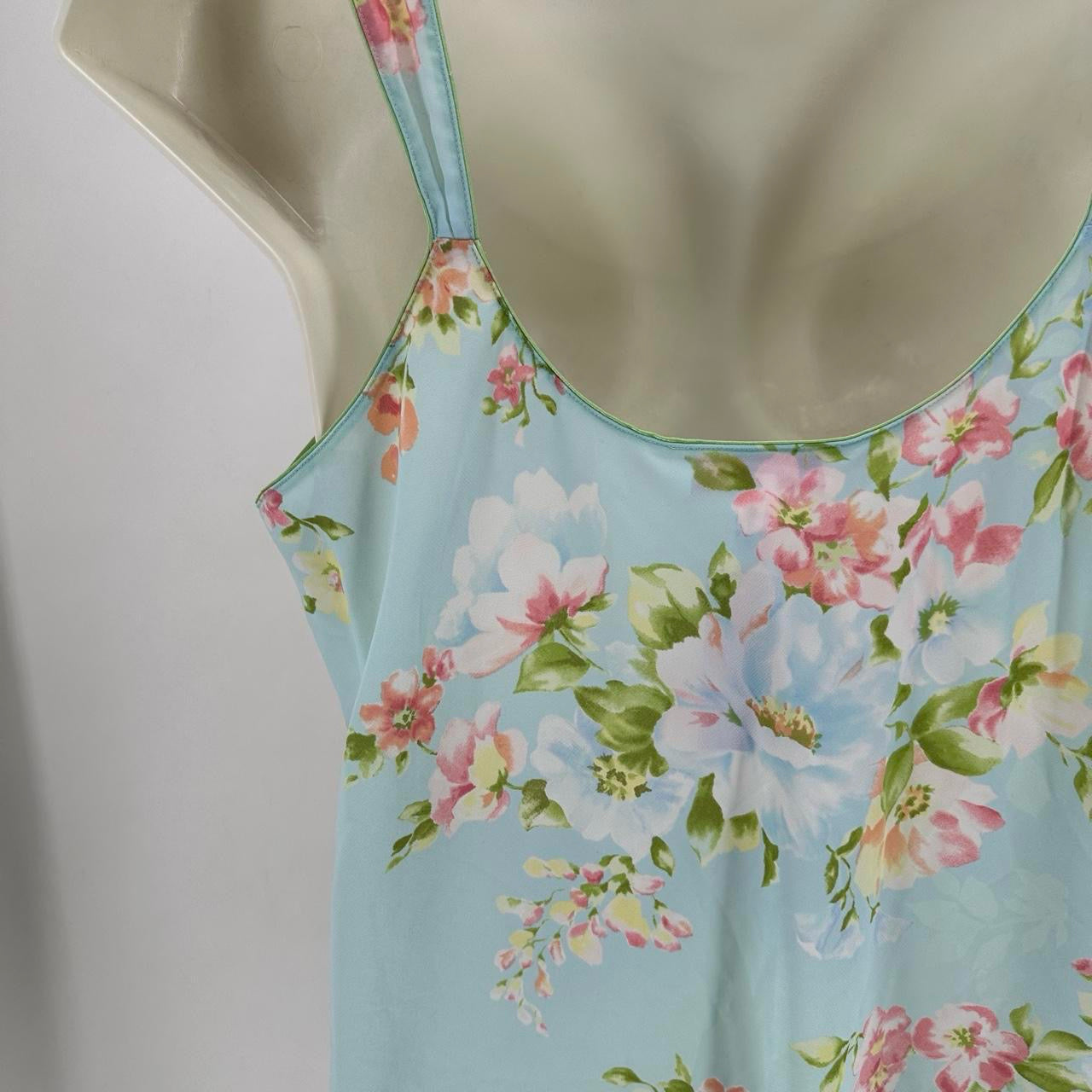 Size XL OSCAR DELA RENTA FLOWERS NIGHTGOWN