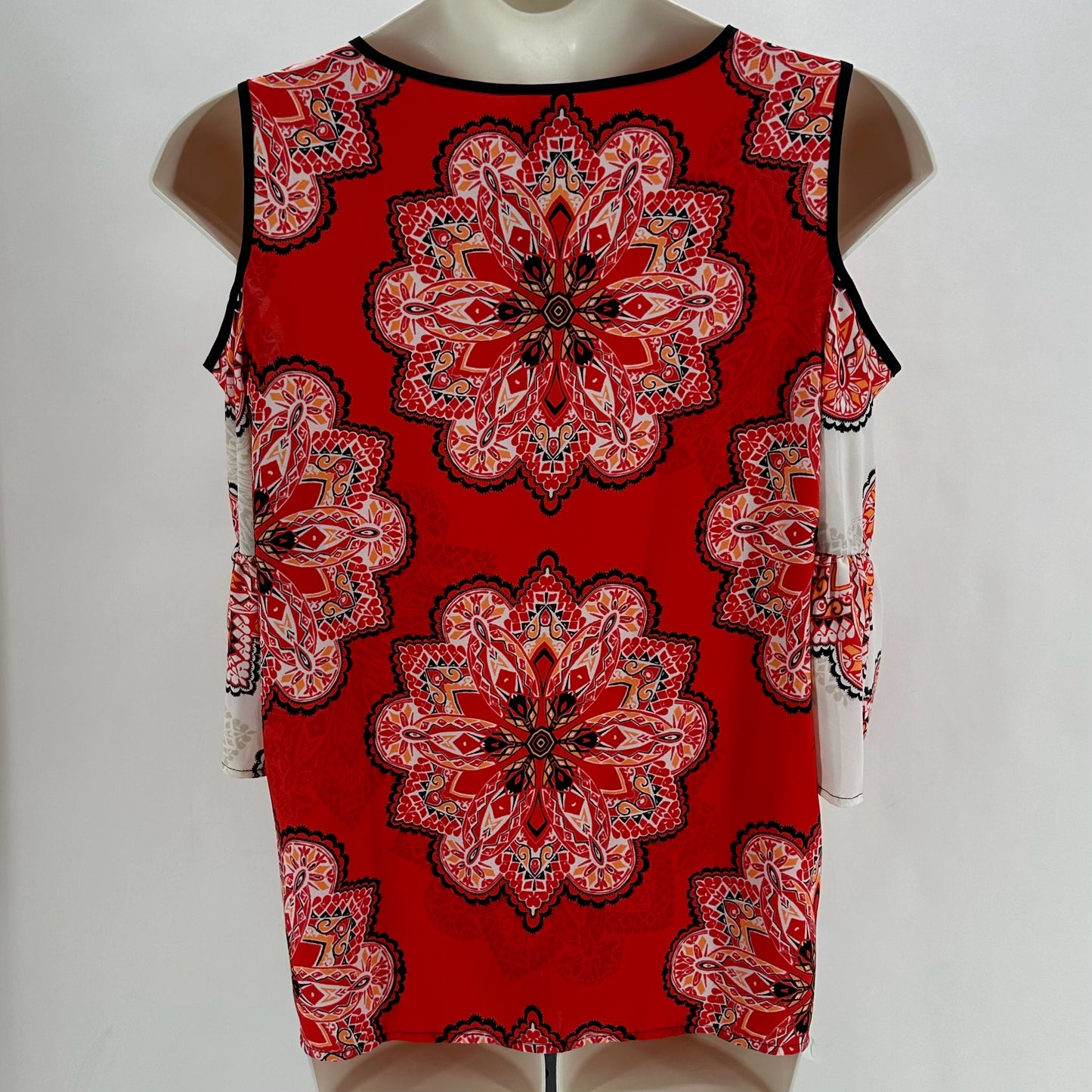 Size 2 CHICO'S FLOWERS Shirt