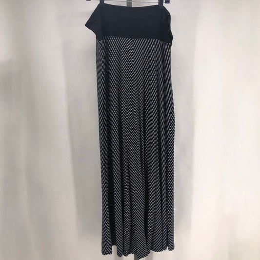 Size L GAP Stripe Skirt