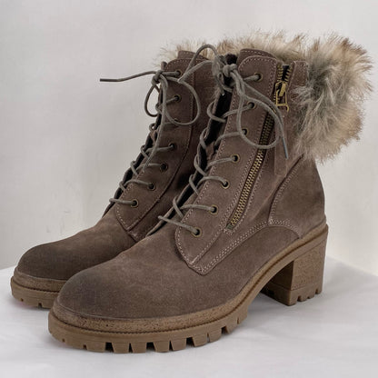 BROWN W Shoe Size 9 WILD DIVA Boots