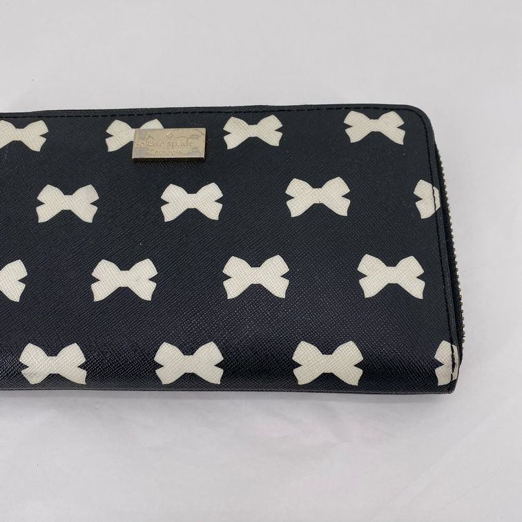 BLACK/WHITE KATE SPADE Wallet