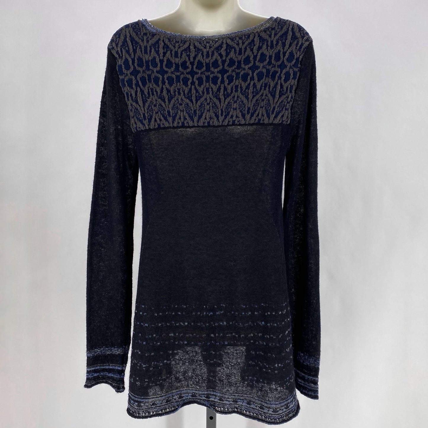 Size L FREE PEOPLE Sweater