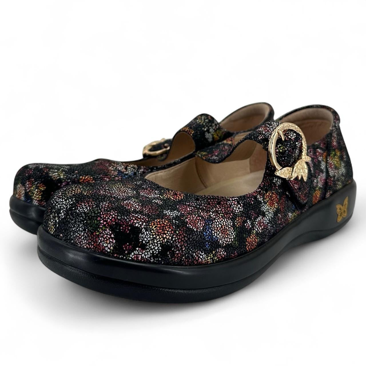 Black W Shoe Size 40 ALEGRIA Flats