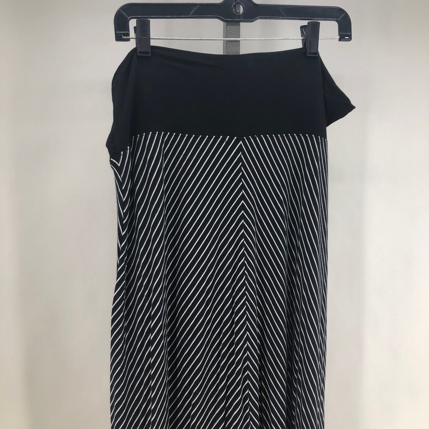 Size L GAP Stripe Skirt