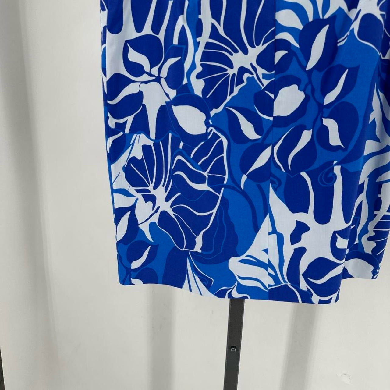Size 12 J. MCLAUGHLIN Palm Leaves Skirt