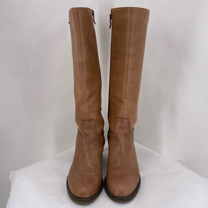 BROWN W Shoe Size 8 BCBG GENERATION Boots