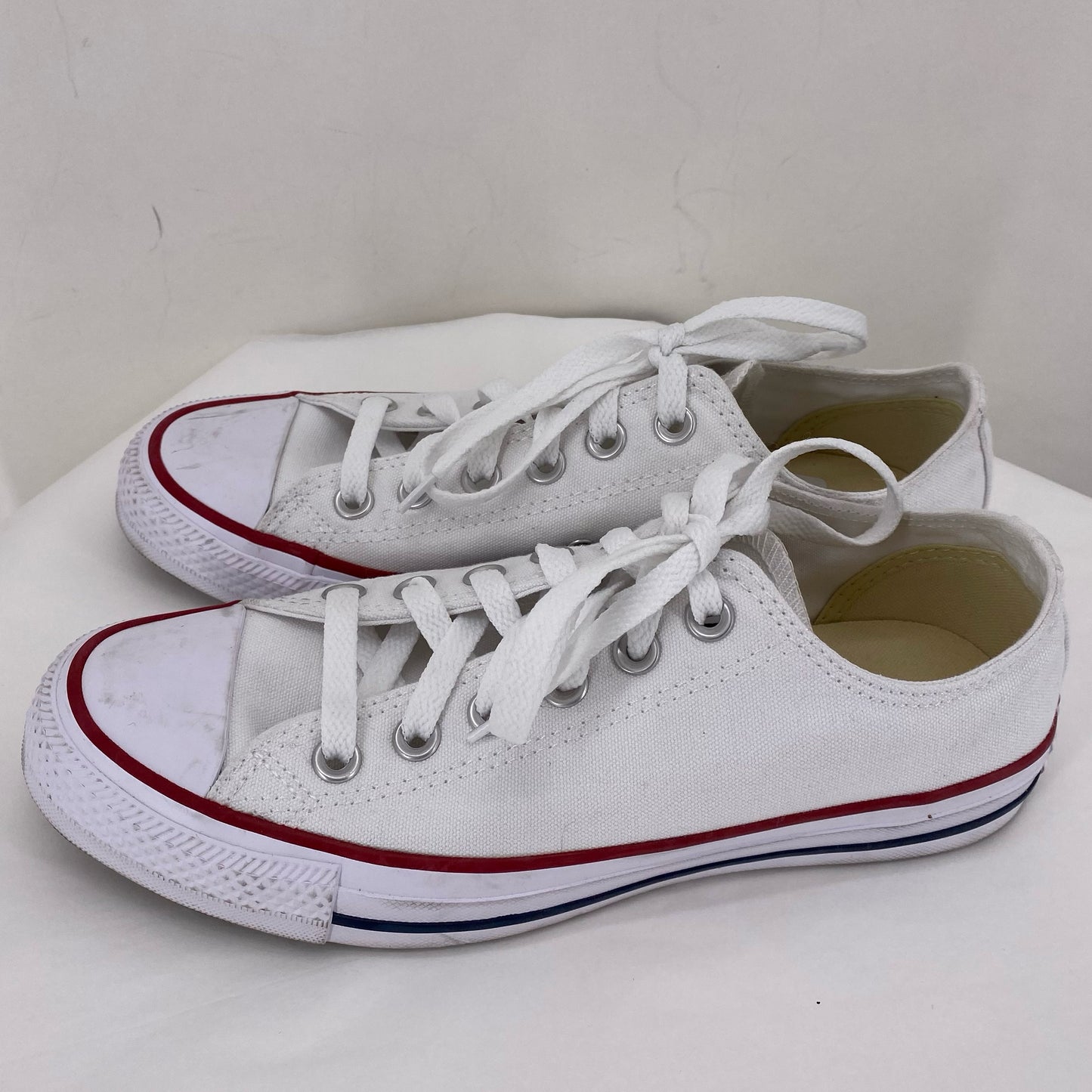 White W Shoe Size 7.5 CONVERSE Sneakers