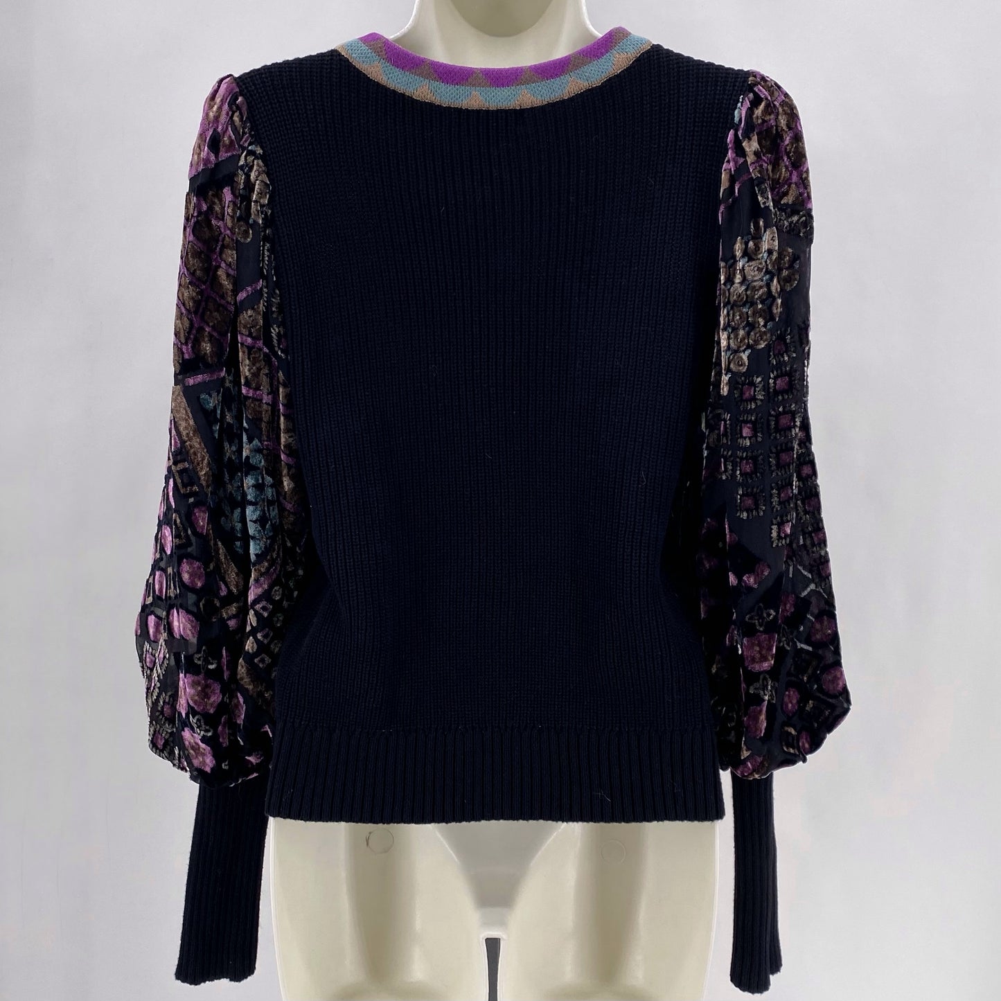 Size S FATE Sweater