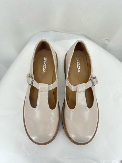 LT TAN W Shoe Size 9 SODA Flats