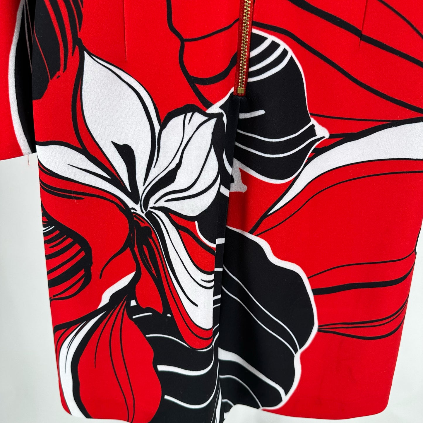 Size 2 CALVIN KLEIN FLOWERS Dress