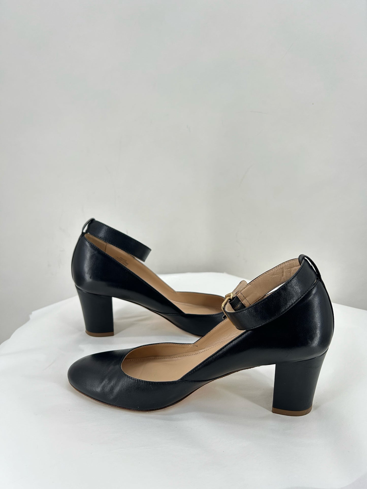 Black W Shoe Size 7 J CREW Pumps