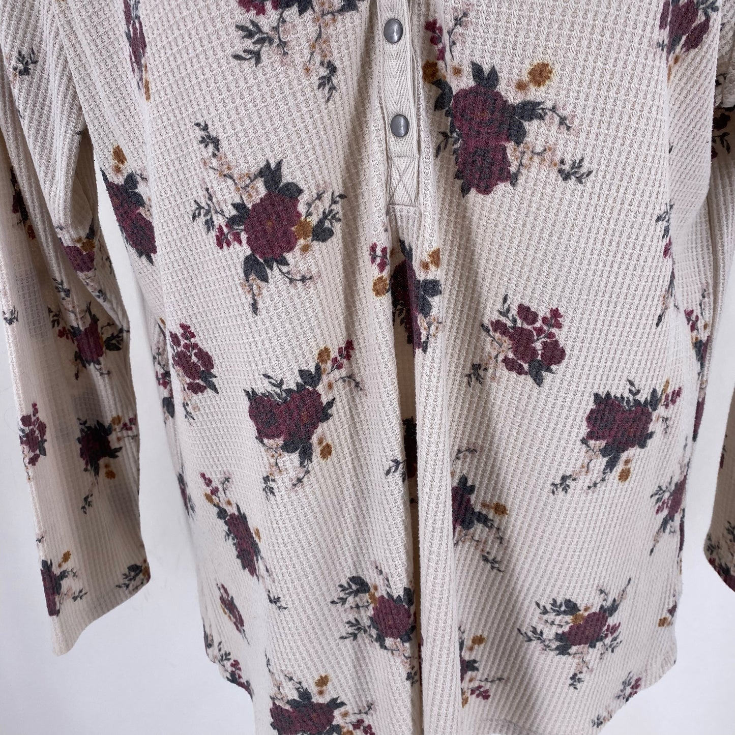 Size 3 TORRID FLOWERS Shirt