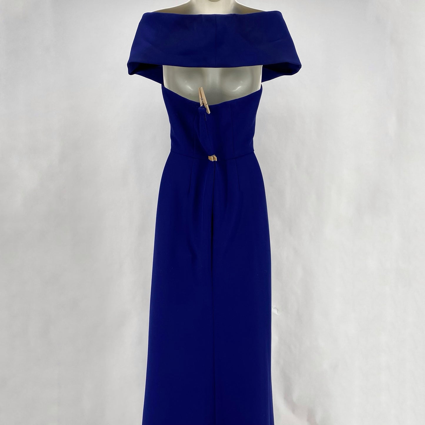 Size 4 BCBG MAXAZRIA Dress