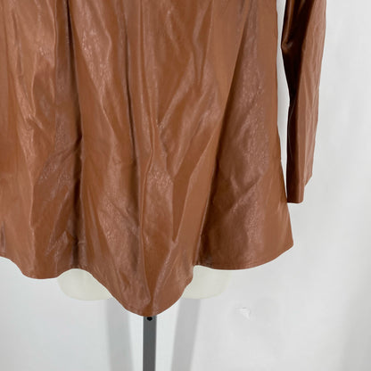 Size S TUCKERNUCK Shirt