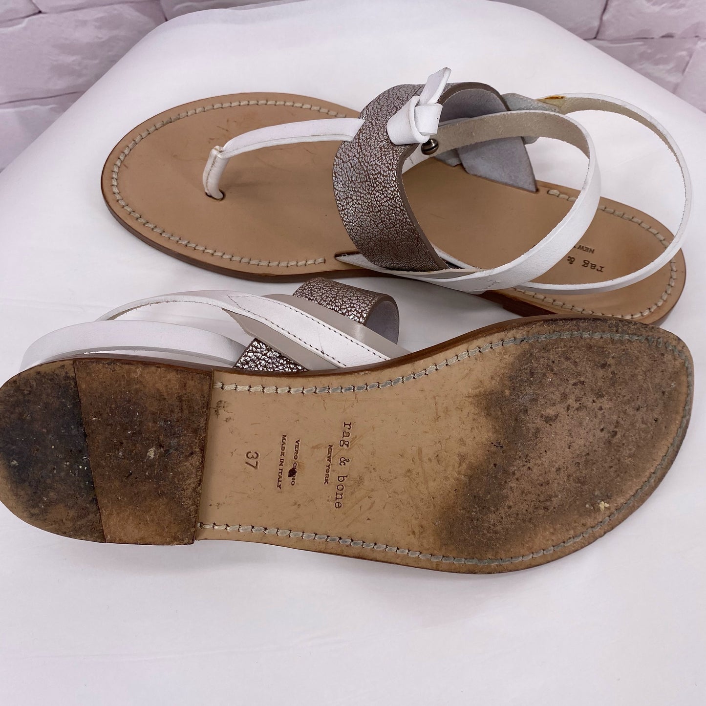 White W Shoe Size 7 RAG & BONE Sandals