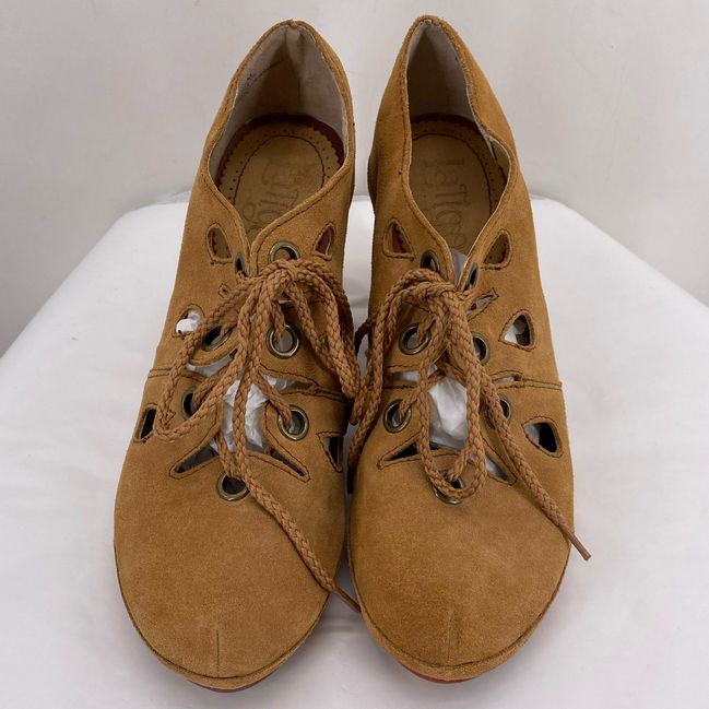 Tan W Shoe Size 8.5 LATIGO Flats