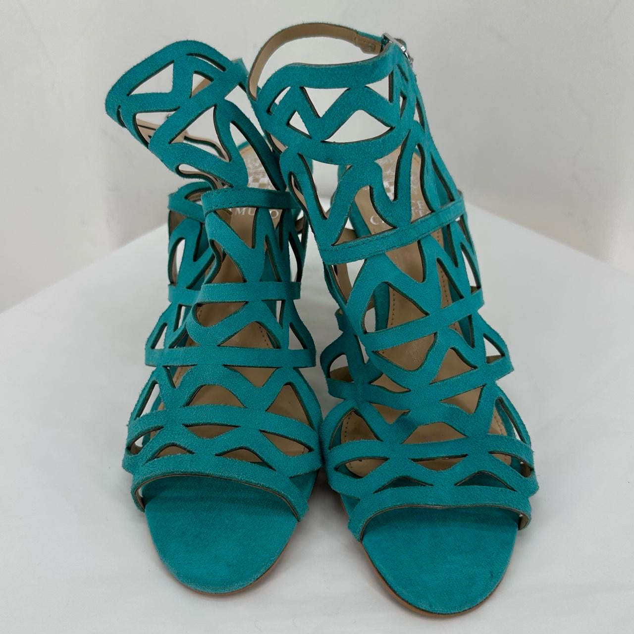 Green W Shoe Size 7 VINCE CAMUTO Heels