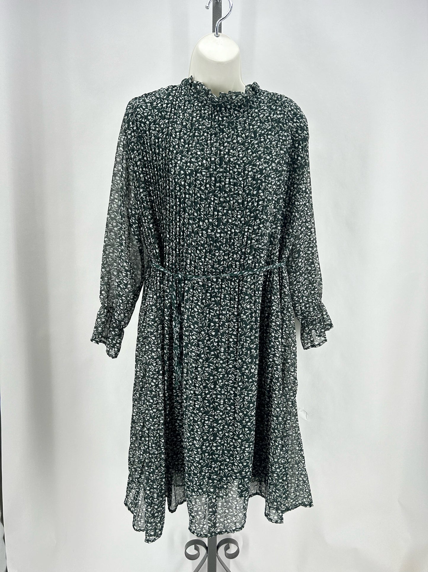 Size XL YOUR IMAMI Floral Dress