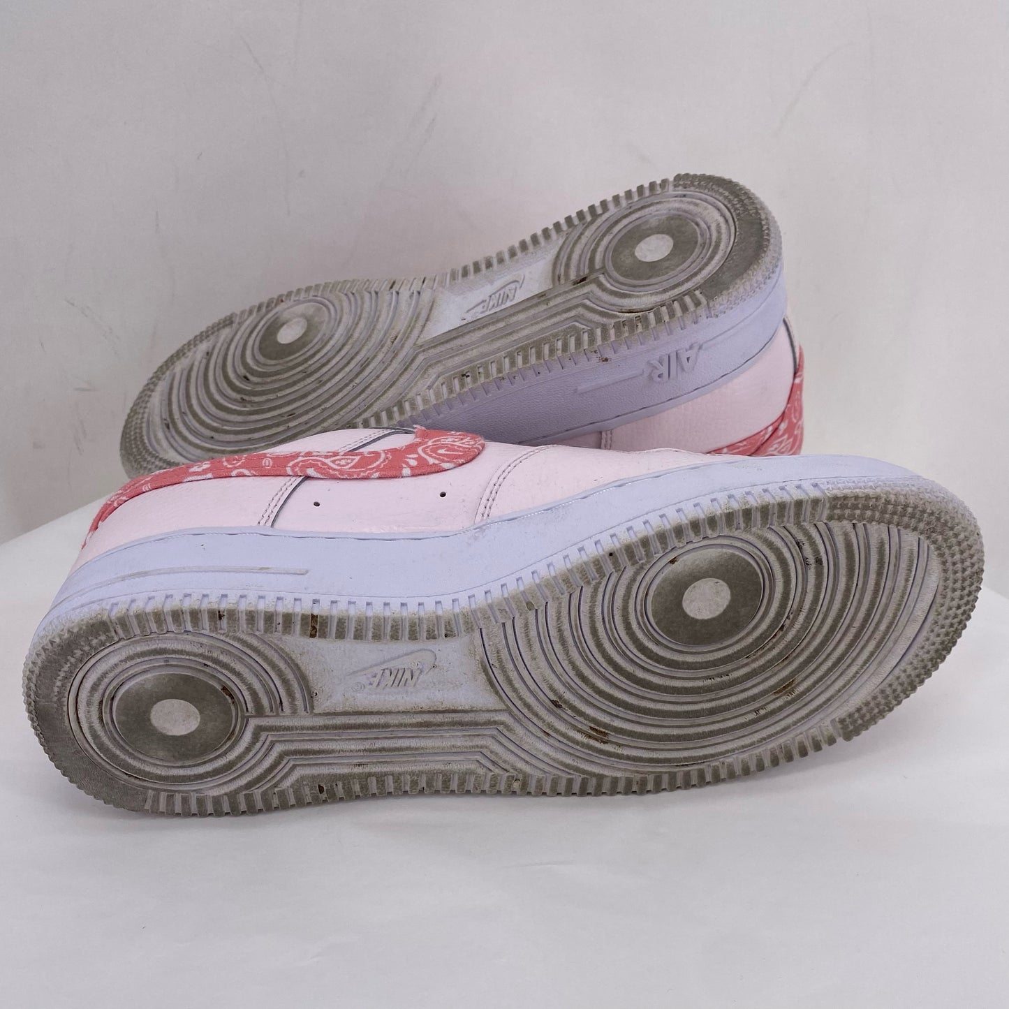Pink W Shoe Size 8.5 NIKE Sneakers