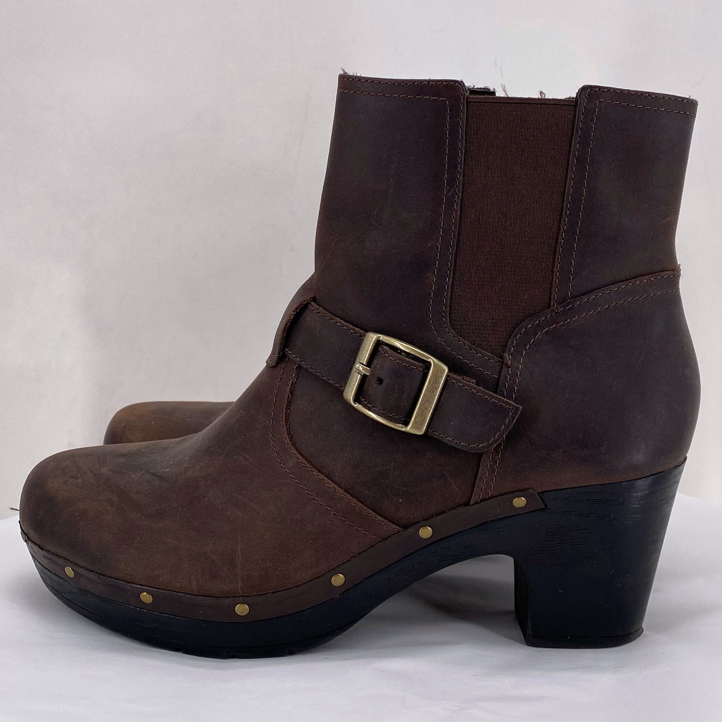 BROWN W Shoe Size 9 CLARKS Boots