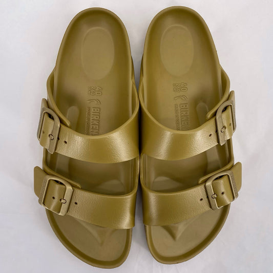 GOLD W Shoe Size 9 BIRKENSTOCK Sandals