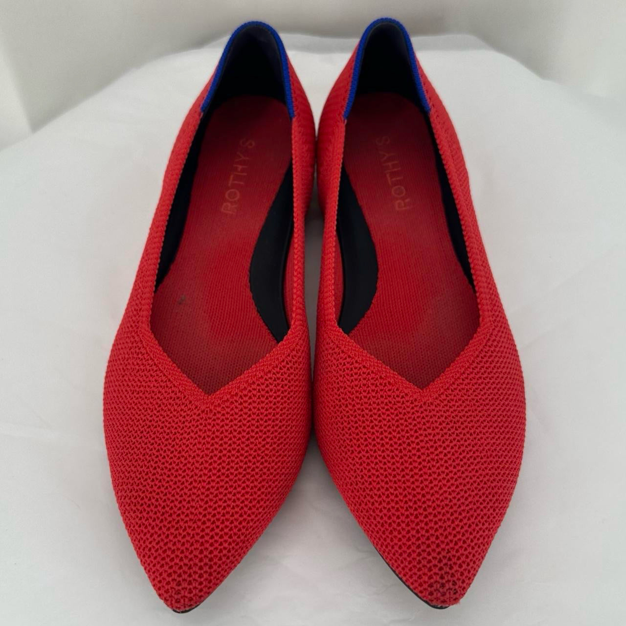 Red W Shoe Size 8.5 ROTHY'S Flats